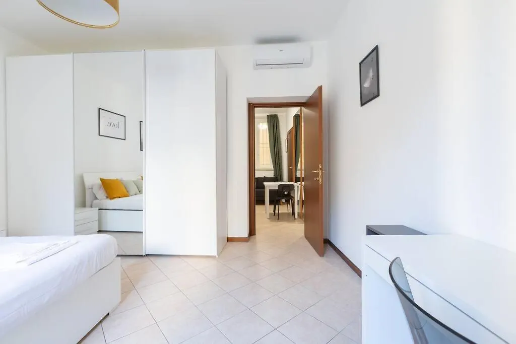 Ferienwohnung Porta Garibaldi Cozy Flat Mailand Italien